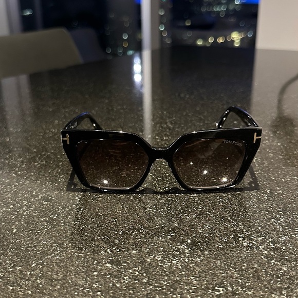 Tom Ford Sunglasses - Picture 2 of 10